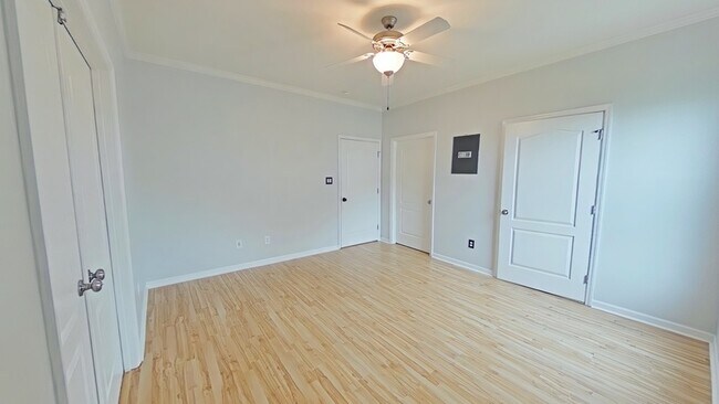 Building Photo - 1324 Kershaw Loop
