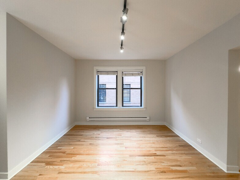 Building Photo - 2424 N Kedzie Blvd