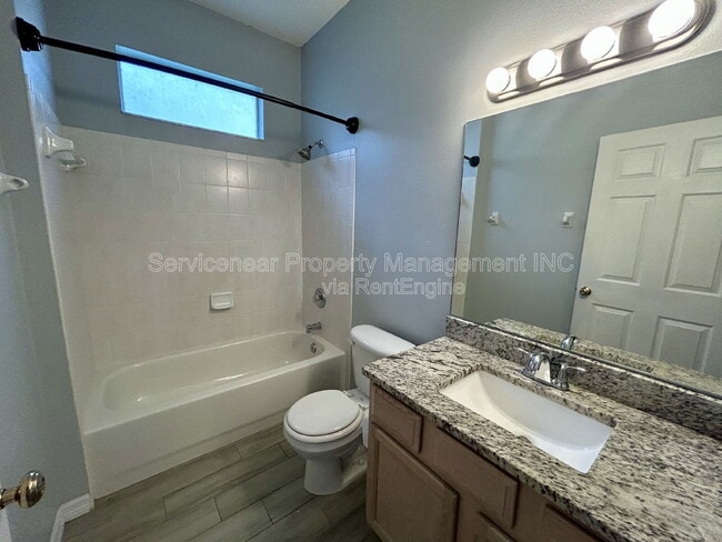 Building Photo - 10303 Beneva Dr