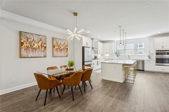 Building Photo - 1368 Live Oak Ln