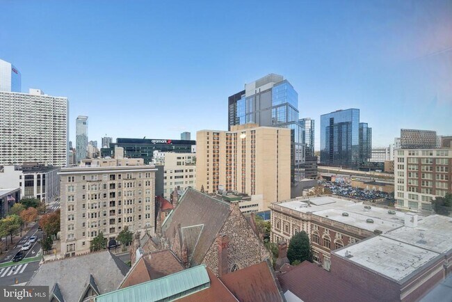 Building Photo - 2101 Chestnut St