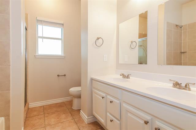 Building Photo - 426 Bass Rd