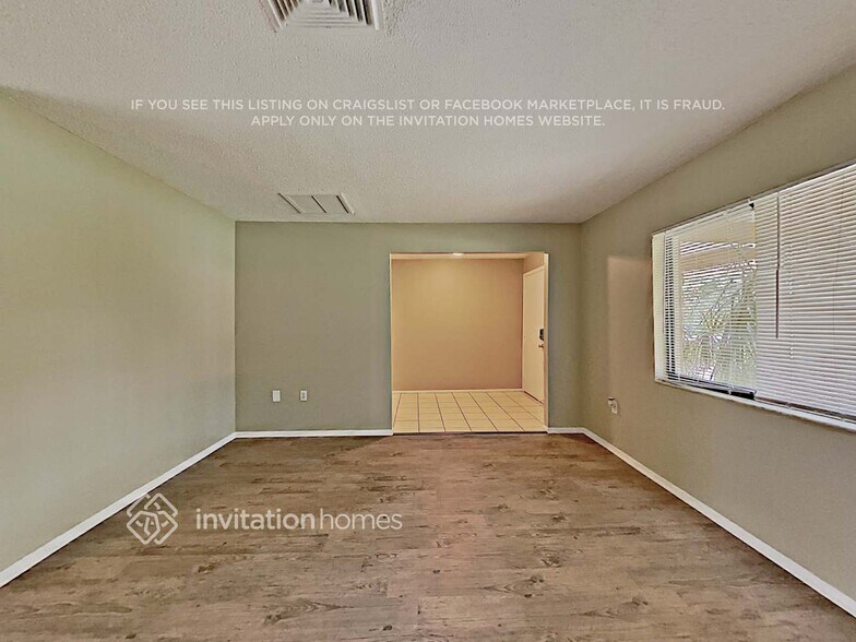 Building Photo - 4917 Taywater Dell