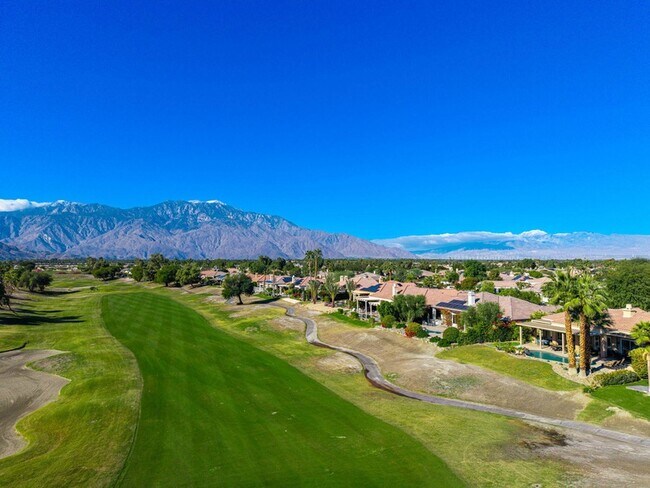 Building Photo - 96 Vía Bella