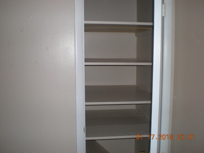 Large pantry in kitchen - 1160 Clinton St