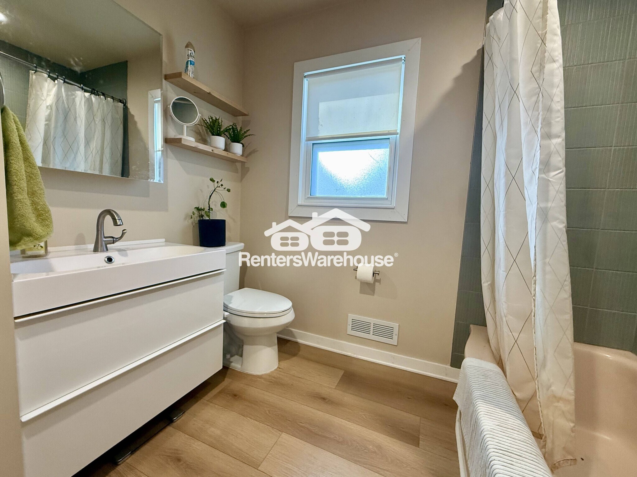 Building Photo - 5910 Tower St