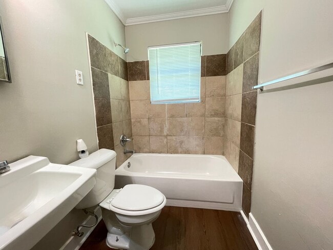 Building Photo - Adorable home in Southaven!
