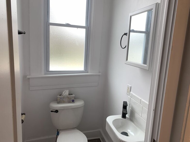 1st Floor Half Bath - 229 Scioto St