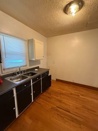 Building Photo - 1311 N Walnut Grove Ave