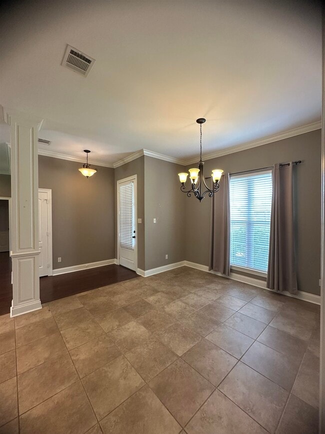 Building Photo - 2212 Alexa Ln