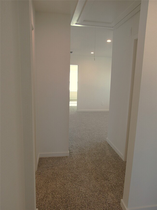 Building Photo - 2807 Glengary River Wy