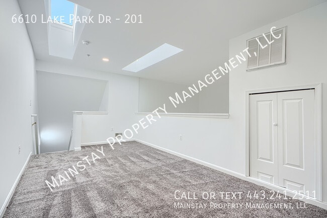 Building Photo - 6610 Lake Park Dr