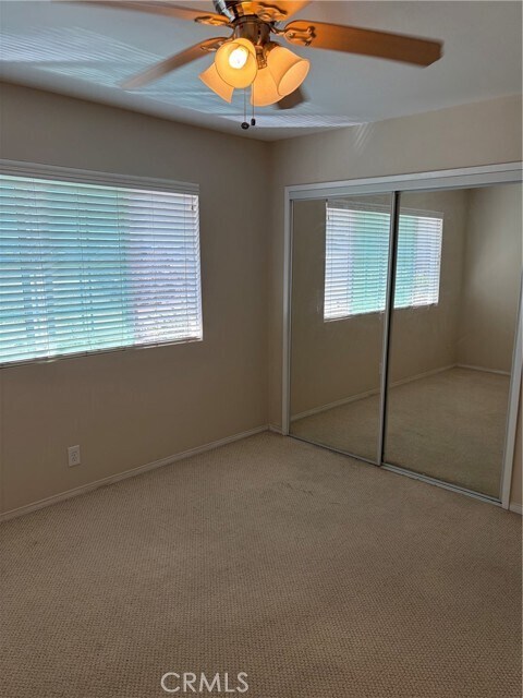 Building Photo - 1742 La Mesa Oaks Dr