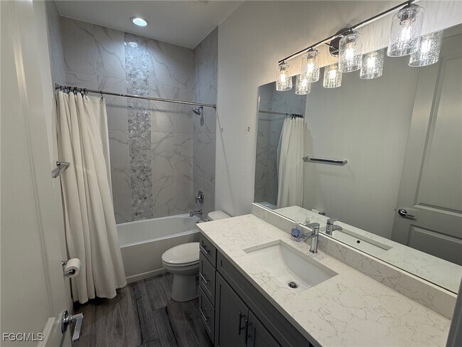 Building Photo - 4627 Agualinda Blvd