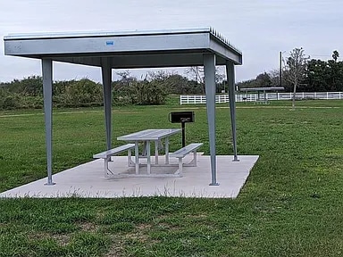 Building Photo - 2100 Rice Ave