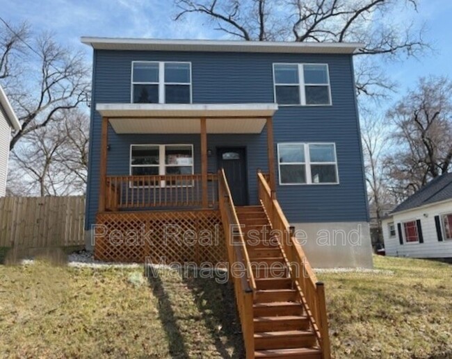 Primary Photo - 2020 Towner Ave SW