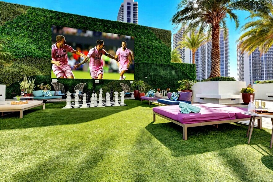 Building Photo - 4010 S Ocean Dr