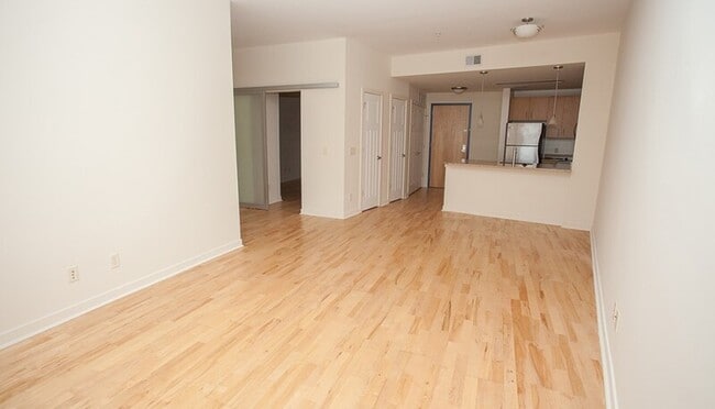 Building Photo - 242 E Water St