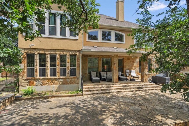 Building Photo - 3904 Avery Woods Ln