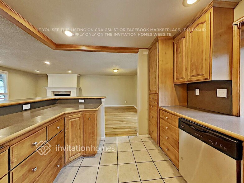 Building Photo - 30101 27th Ave S