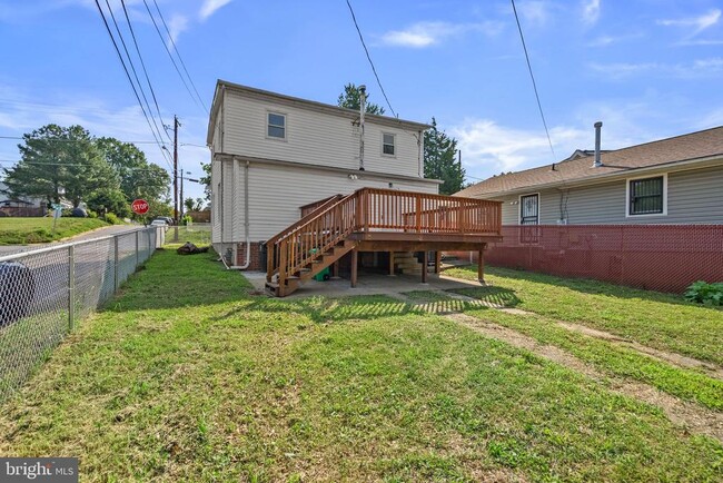 Building Photo - 138 Maryland Park Dr