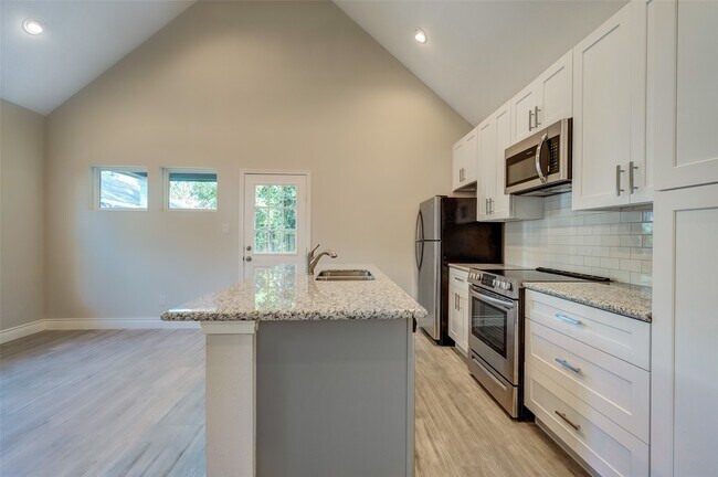 Building Photo - 1213 Armstead St