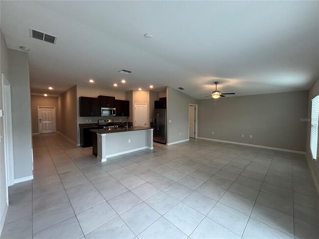 Building Photo - 9431 Channing Hill Dr