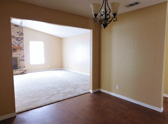 Building Photo - 3-Bedroom House for Rent in Killeen