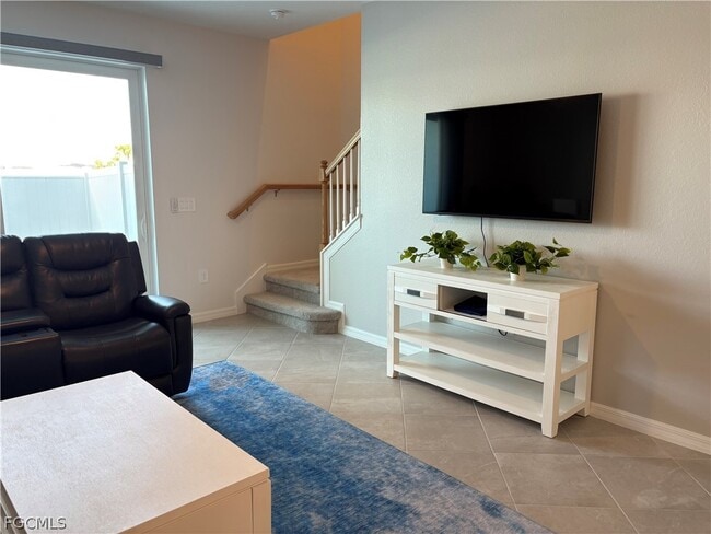 Building Photo - 44076 Bellamy Pl