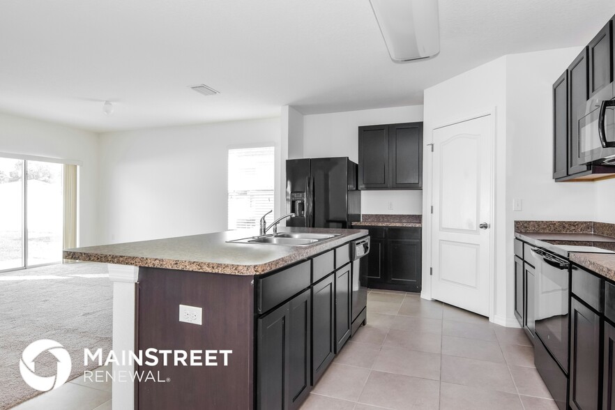 Building Photo - 14401 Beauly Cir