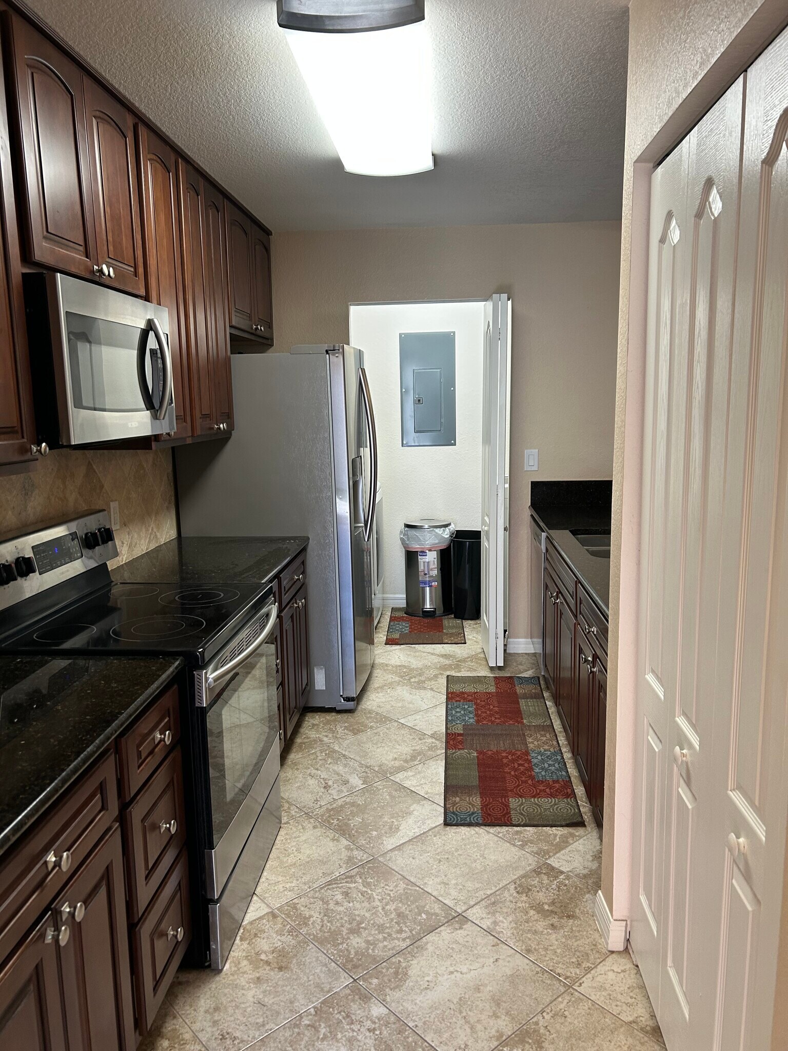 Building Photo - 3918 San Rocco Dr