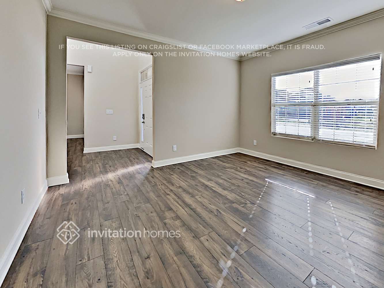 Building Photo - 5399 Roberta Crossing Dr