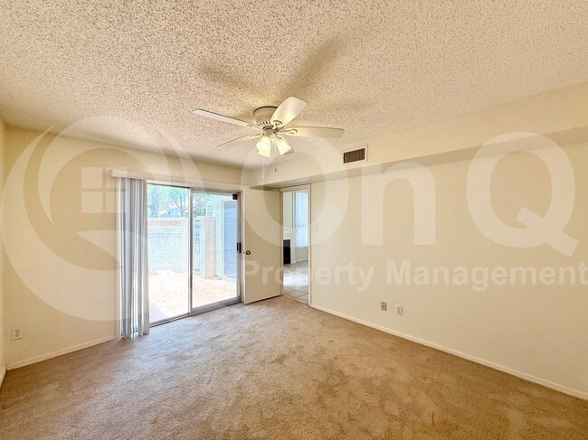 Building Photo - 1717 E Union Hills Dr