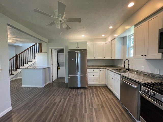 Building Photo - 809 S George Ave