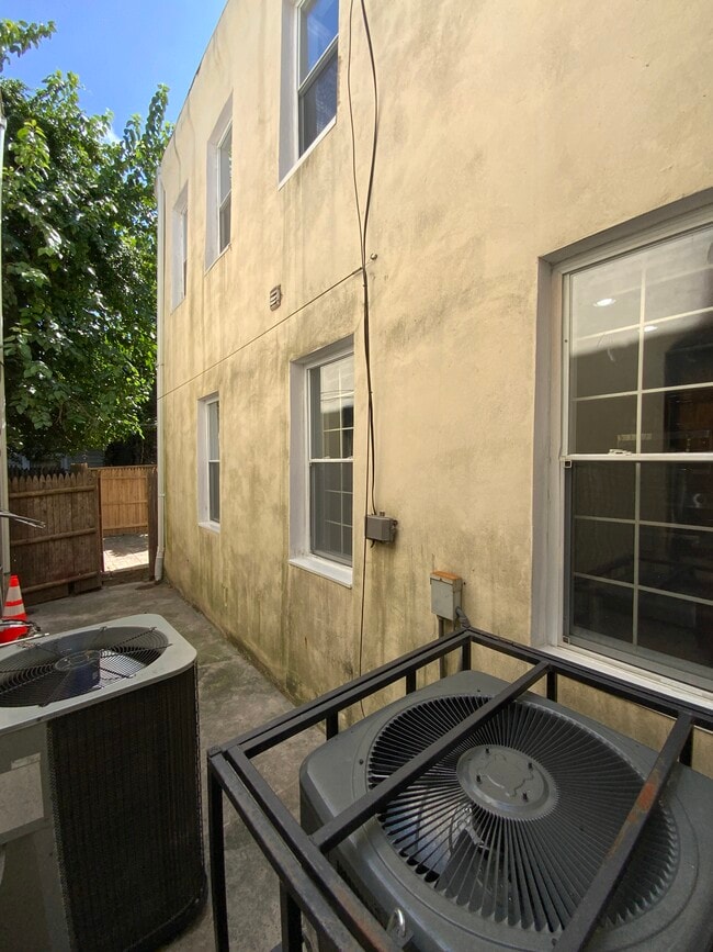 Building Photo - 2207 N 18th St