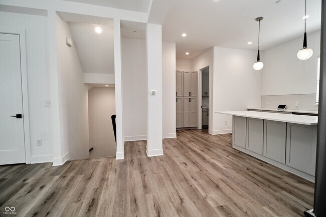 Building Photo - 519 Fulton St