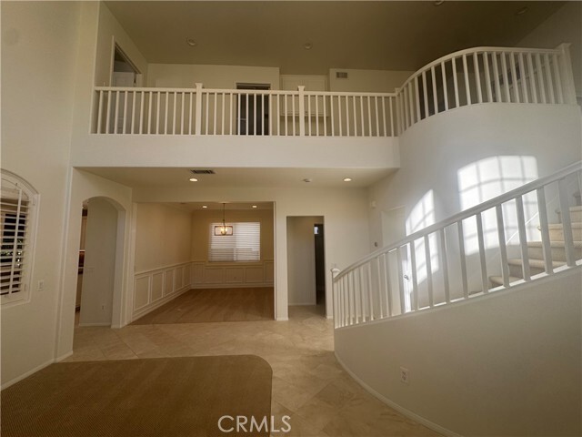 Building Photo - 27935 Hedgeline Dr