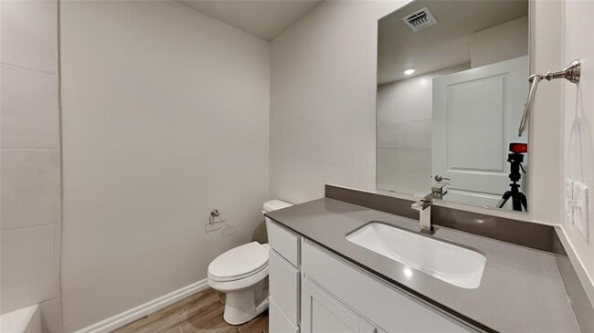 Building Photo - 5317 Malpaso Crk Dr