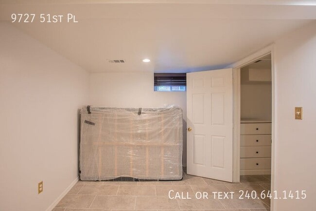 Building Photo - 9727 51st Pl