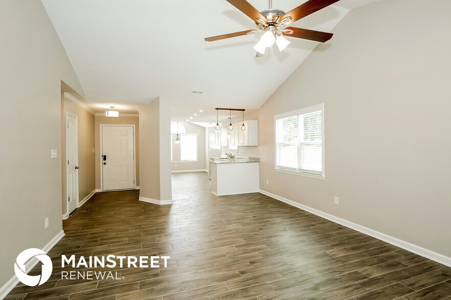 Building Photo - 5120 Swedish Ivy Ln