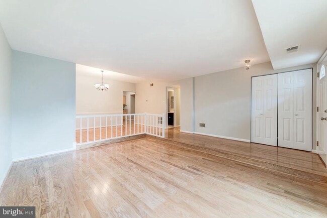 Building Photo - 7938 Bentley Village Dr