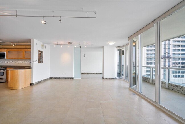 Building Photo - 21205 NE 37th Ave