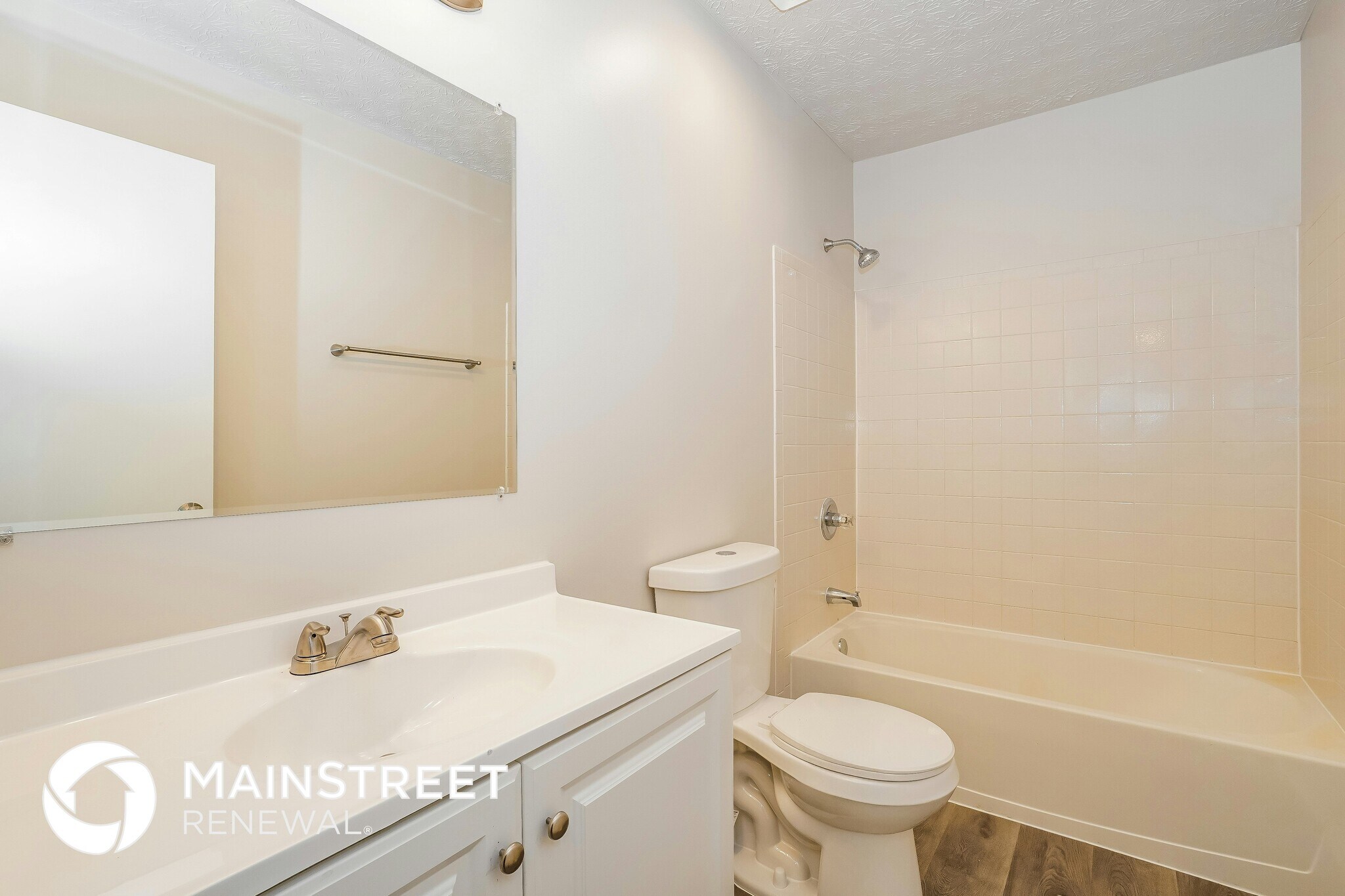 Building Photo - 1599 Covina Dr