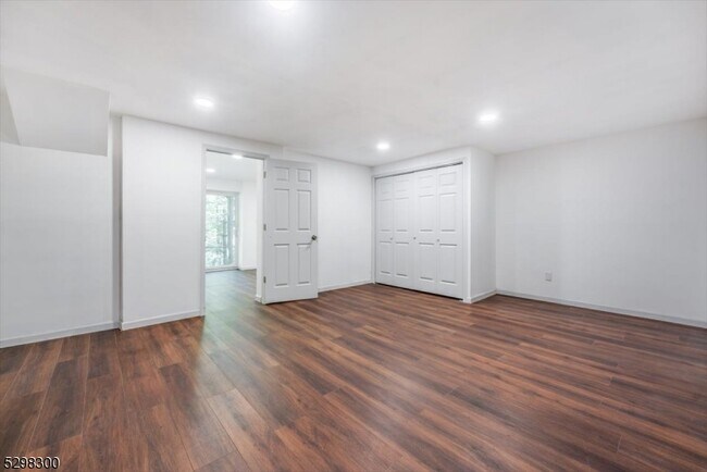 Building Photo - 627 Old Dover Rd