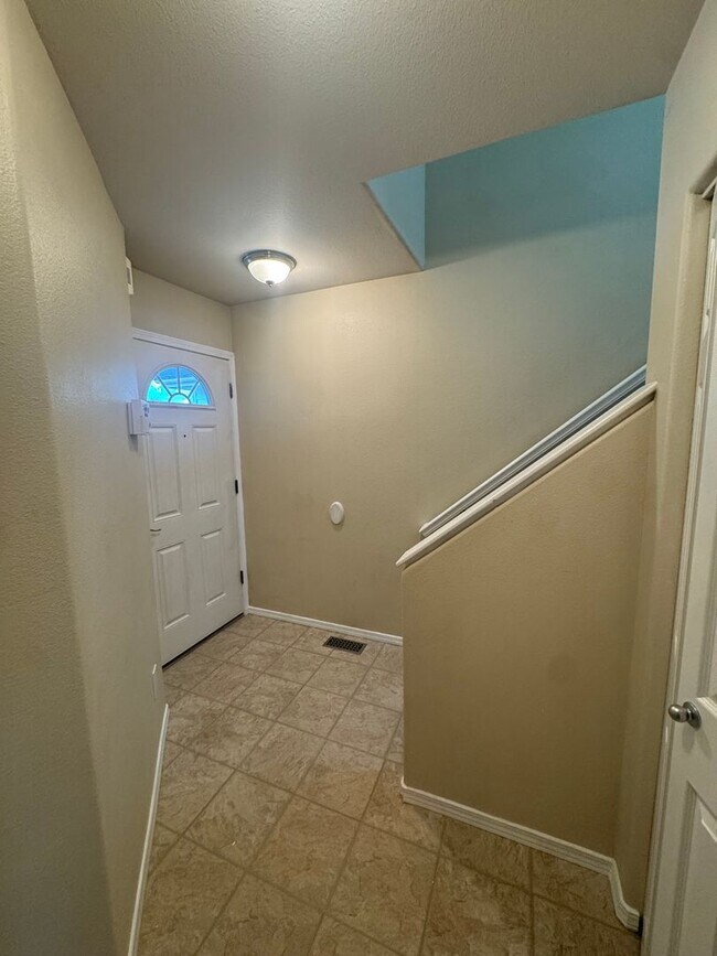 Building Photo - 6345 Whispering Loop