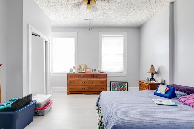 Building Photo - 3151 Moody Ave