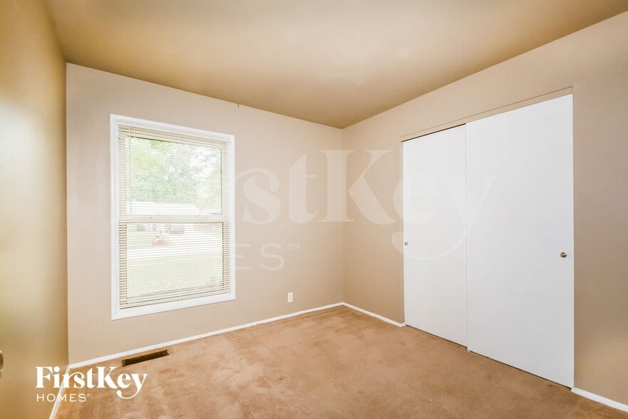 Building Photo - 2848 Westminster Dr