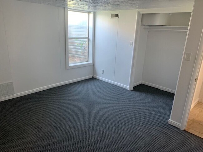 Building Photo - Payson TFH