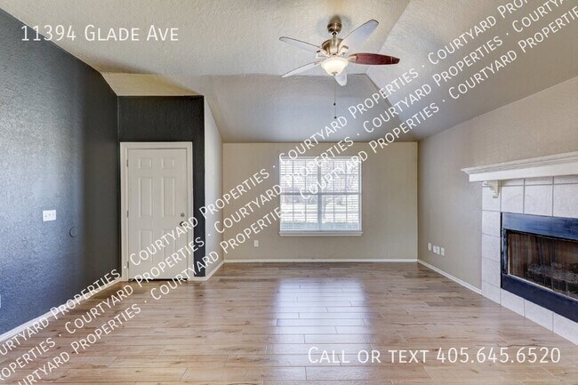 Building Photo - 11394 Glade Ave