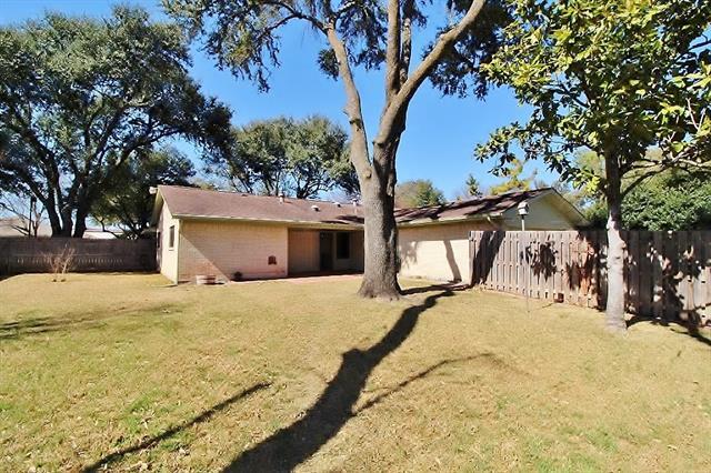 Building Photo - 1610 Alexander Dr